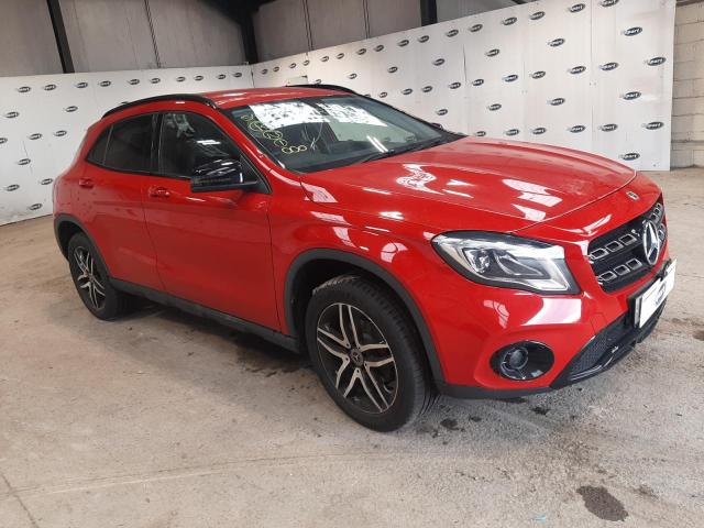 2019 MERCEDES BENZ GLA 180 UR