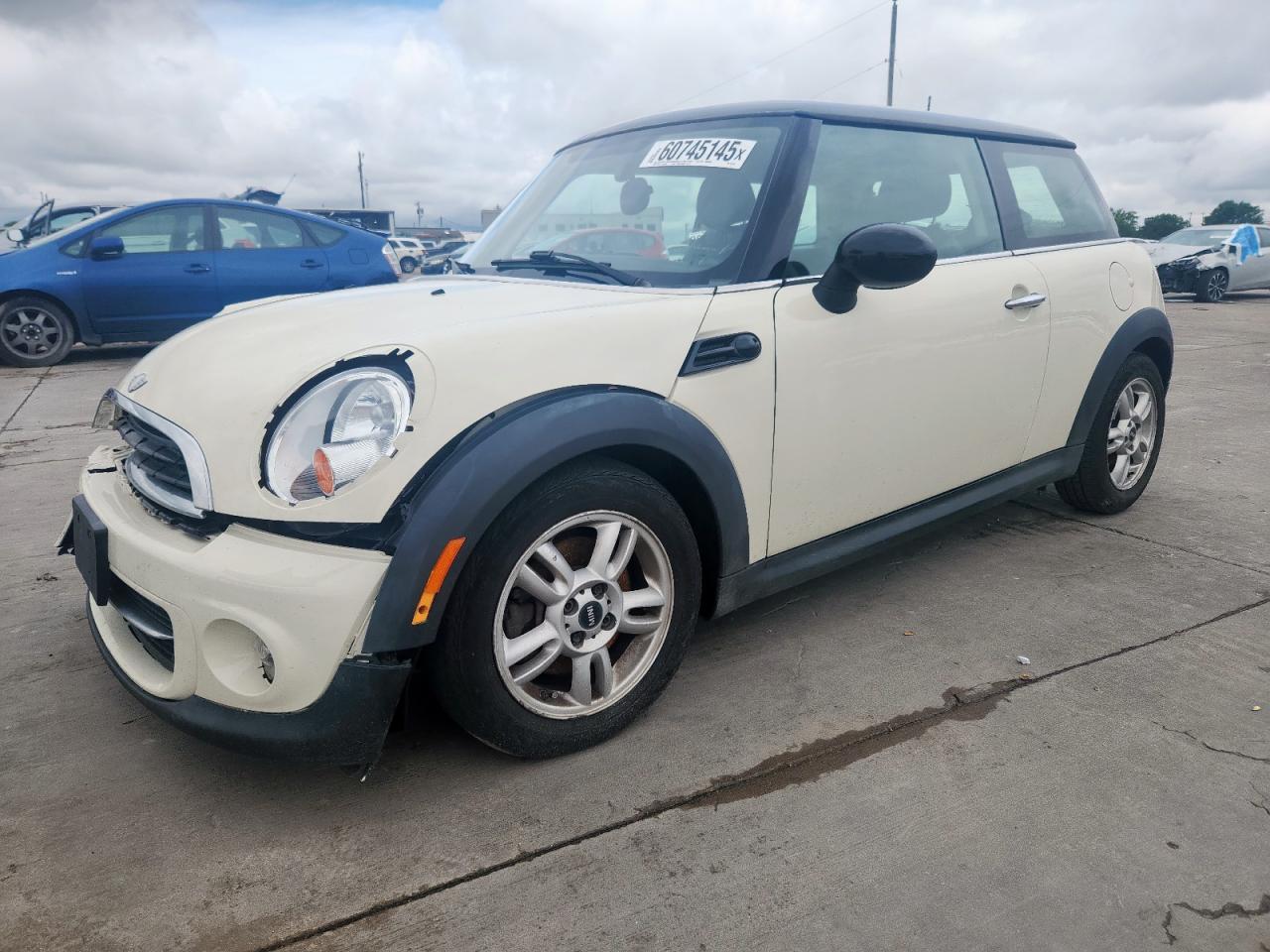2013 Mini Cooper продається в Grand Prairie, TX - Front End