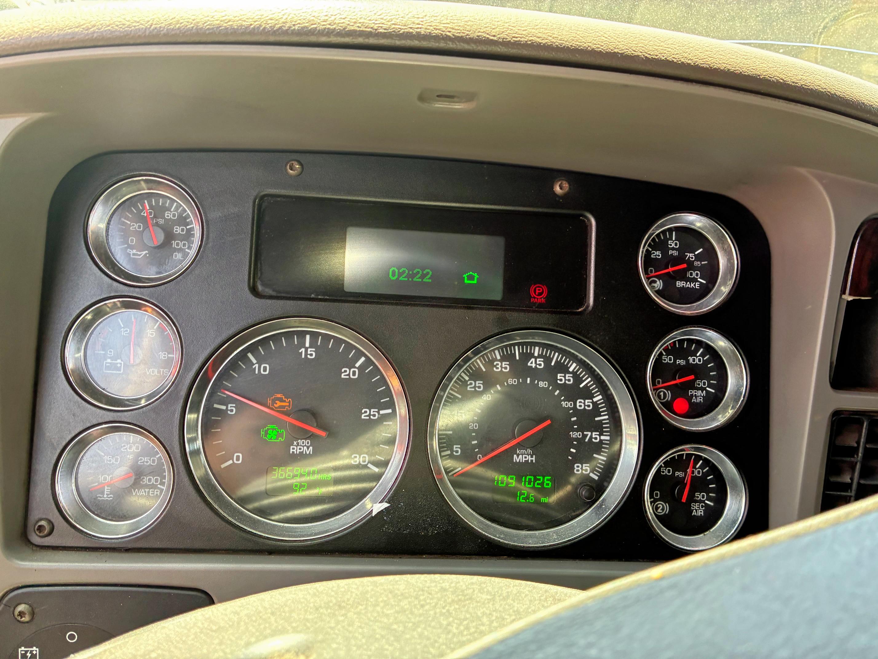 2012 KENWORTH CONSTRUCTION T700  