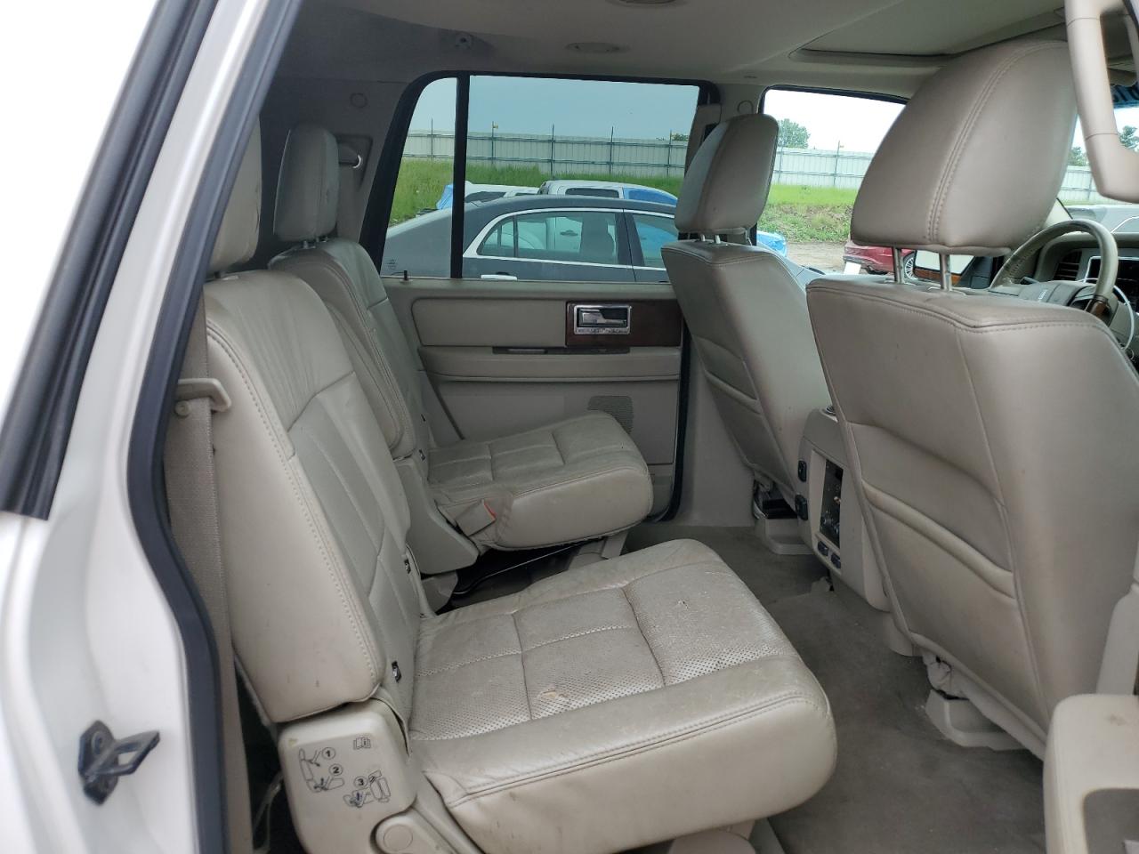 2011 Lincoln Navigator L VIN: 5LMJJ3J50BEJ08548 Lot: 61349845