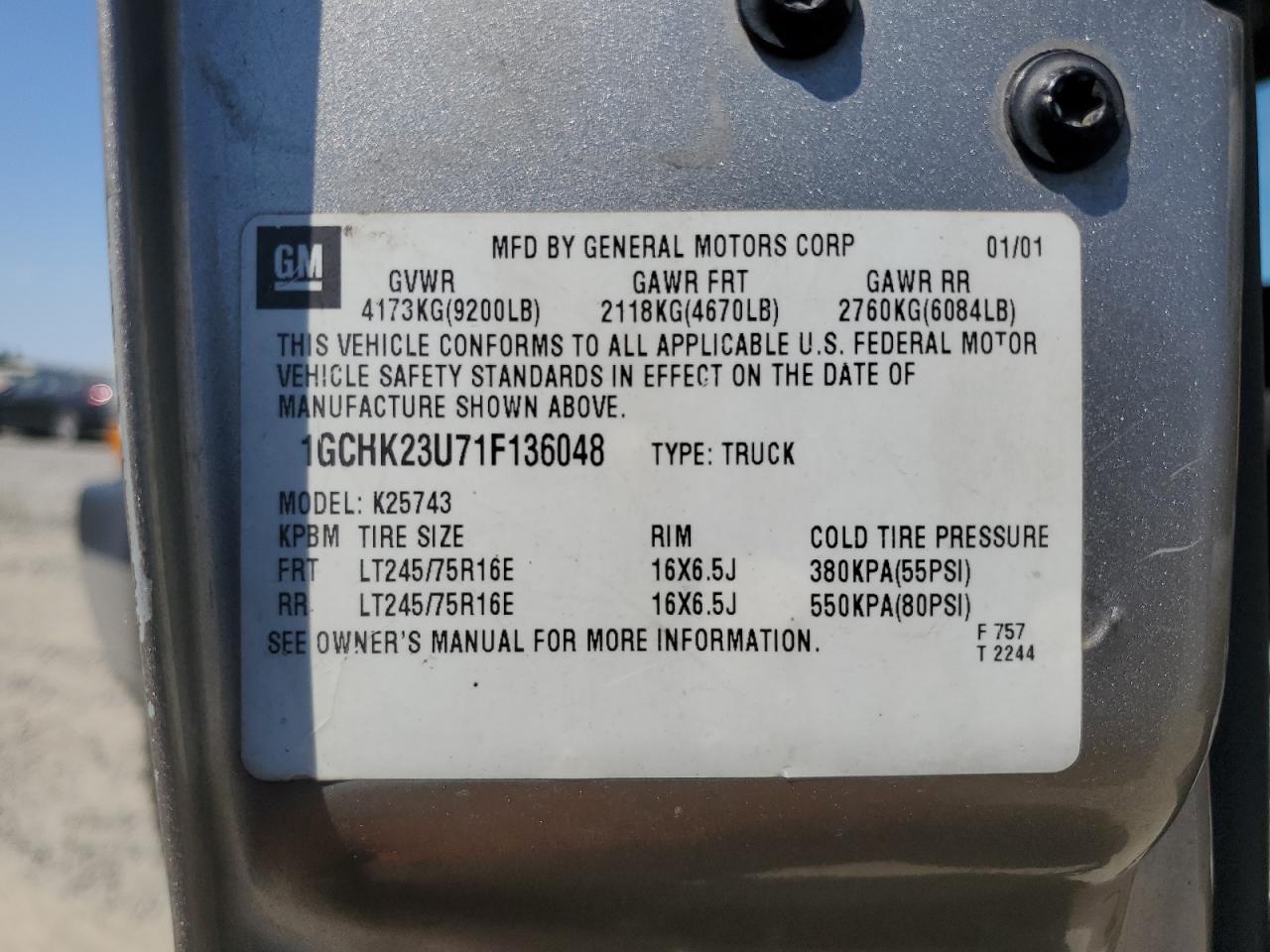 2001 Chevrolet Silverado K2500 Heavy Duty VIN: 1GCHK23U71F136048 Lot: 62821855