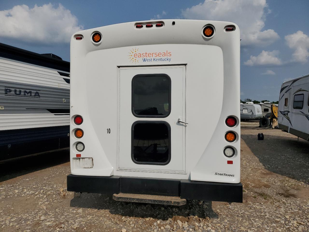 2019 Ford Econoline E350 Super Duty Cutaway Van VIN: 1FDEE3FS2KDC19132 Lot: 59323195