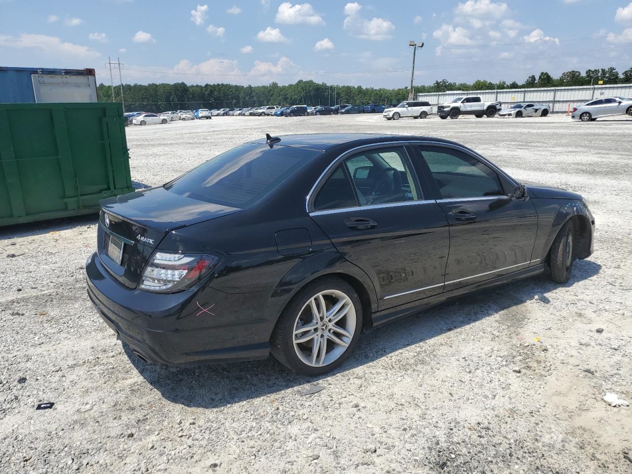 2014 Mercedes-Benz C 300 4Matic VIN: WDDGF8ABXER321936 Lot: 62744865