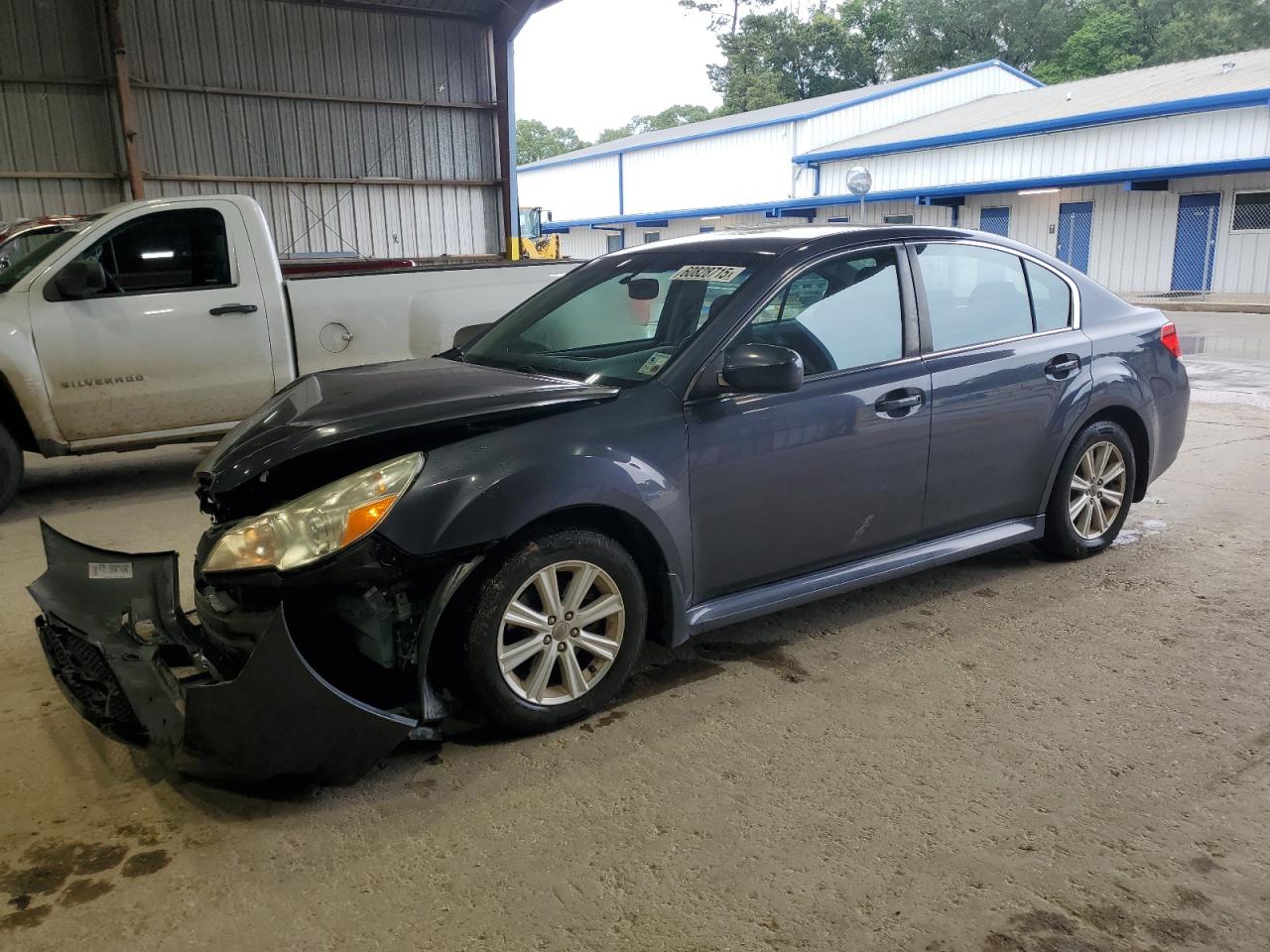 2011 Subaru Legacy 2.5I Premium for Sale in Greenwell Springs, LA - Front End