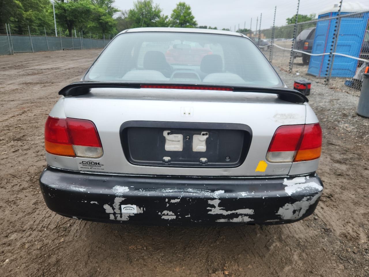 1998 Honda Civic Dx VIN: 2HGEJ6629WH512604 Lot: 61225445