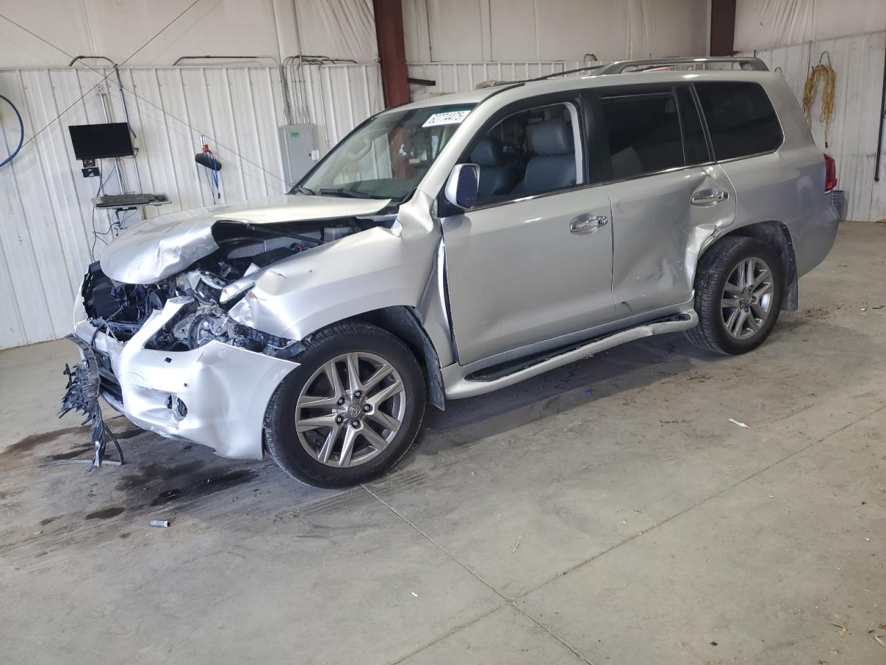 LEXUS LX570 2010 JTJHY7AX6A4035049