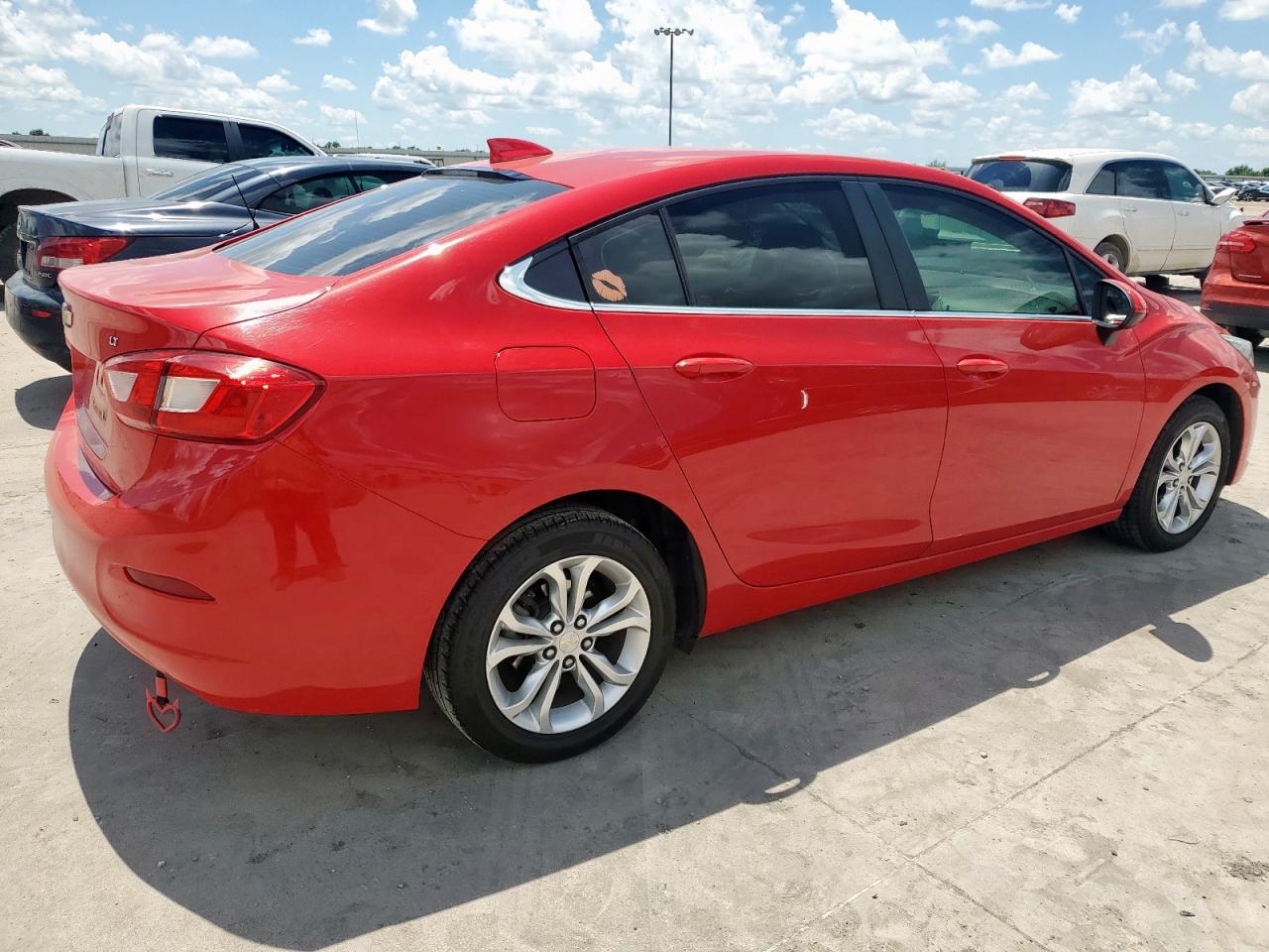 CHEVROLET CRUZE 2019 VIN 1G1BE5SM2K7109375 photo 3