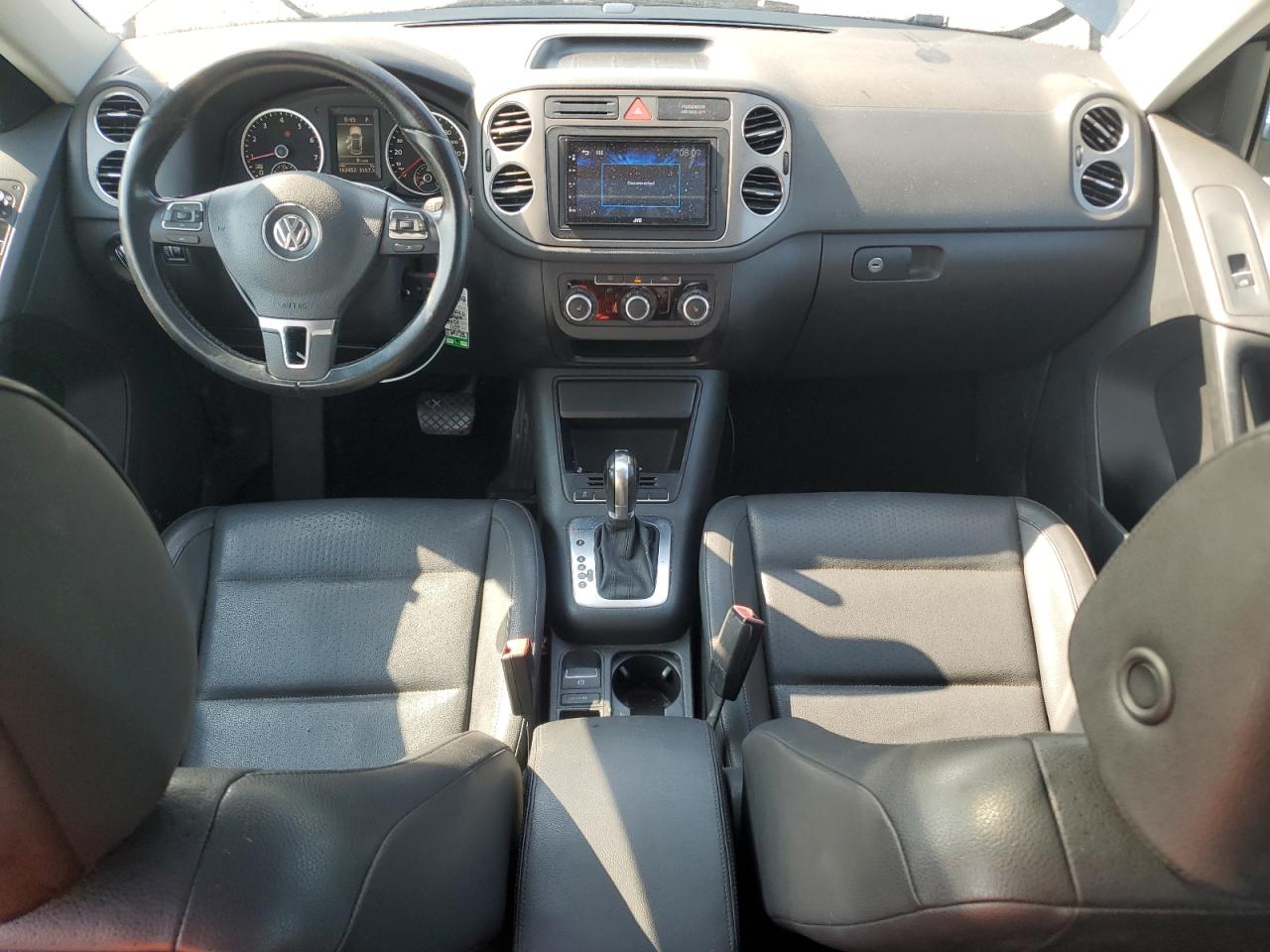 2011 Volkswagen Tiguan S VIN: WVGBV7AX1BW522002 Lot: 62348525