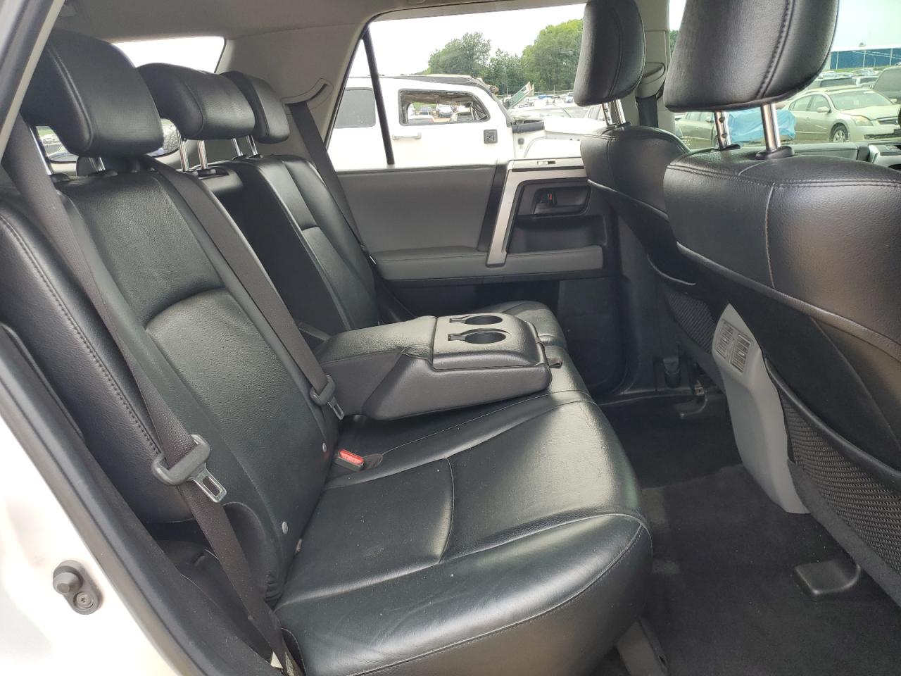 2010 Toyota 4Runner Sr5 VIN: JTEZU5JR0A5006614 Lot: 62657035