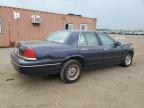 2001 Ford Crown Victoria Lx იყიდება Elgin-ში, IL - Front End