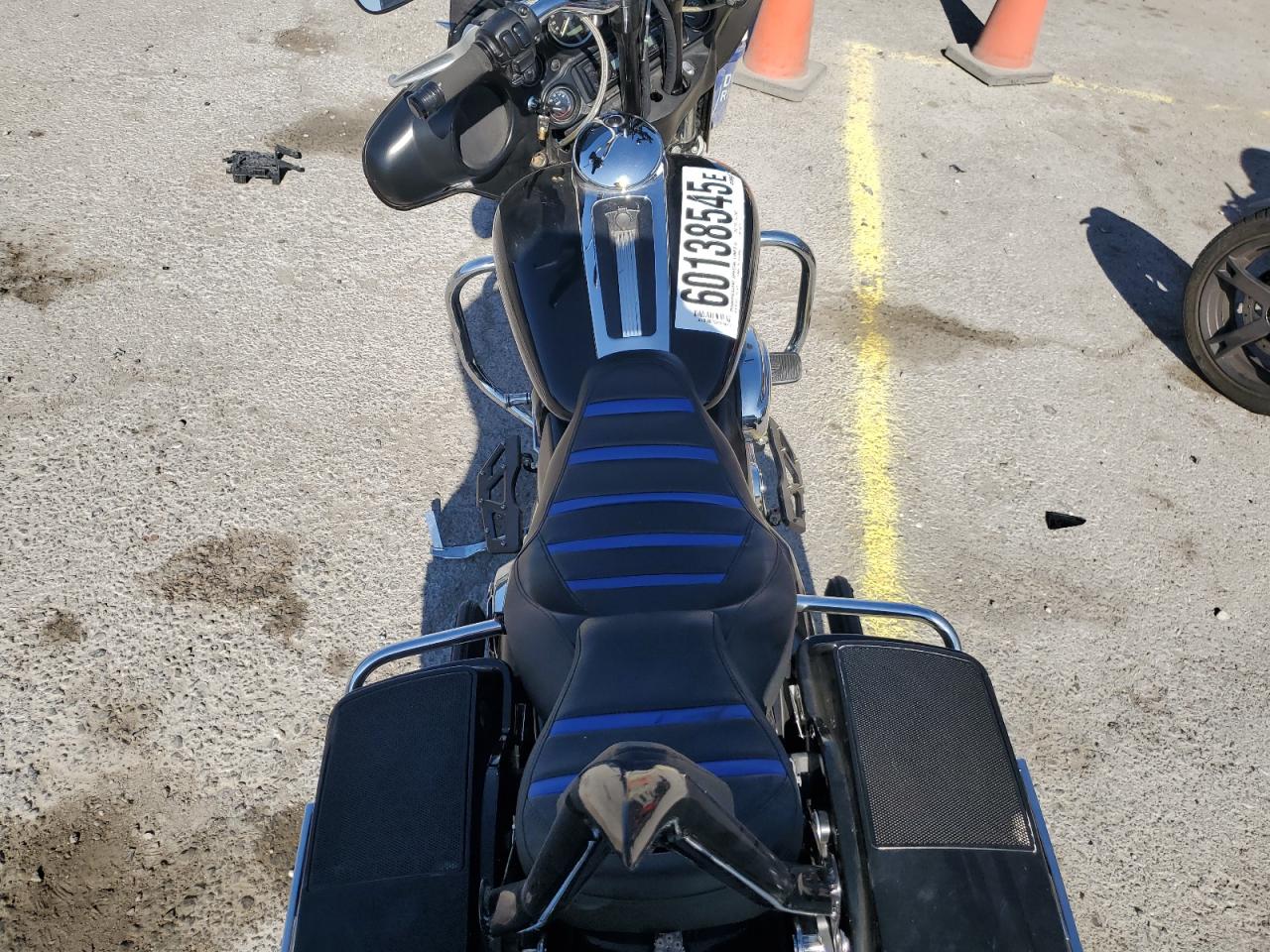 2013 Harley-Davidson Flhtcu Ultra Classic Electra Glide VIN: 1HD1FCM1XDB643732 Lot: 60138545