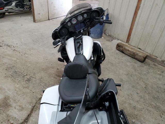  HARLEY-DAVIDSON FL 2024 Білий