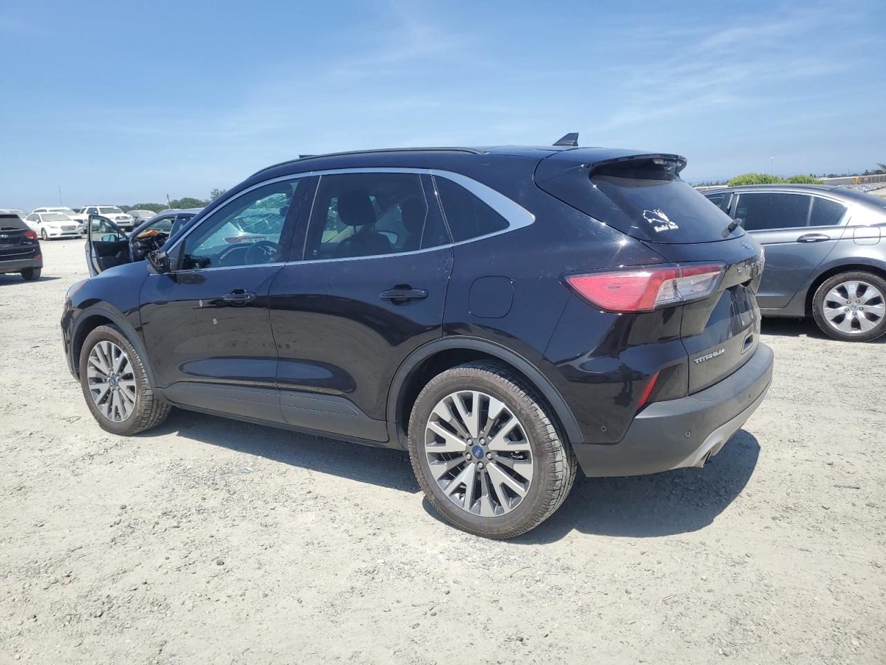FORD ESCAPE 2020 VIN 1FMCU9DZ3LUC22149 zdjęcie 2