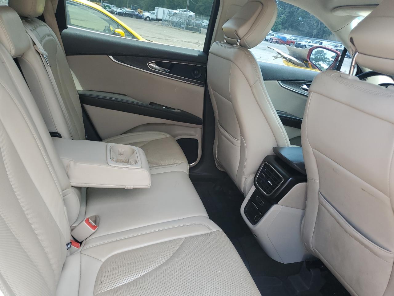 2020 Lincoln Nautilus Reserve VIN: 2LMPJ6K94LBL16045 Lot: 61449455