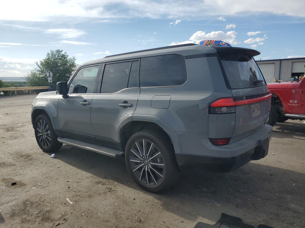 LEXUS GX 550 LUX 2024 VIN JTJVBCDX5R5028169 фото 2