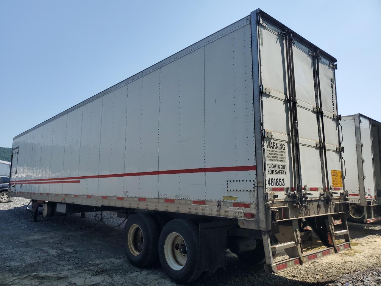 UTILITY ALL Models 2012 VIN 1UYVS2489CM452829 photo 3