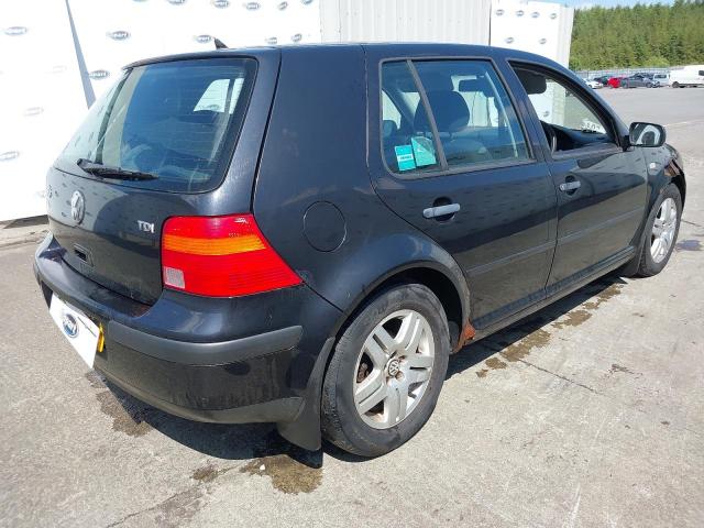 2003 VOLKSWAGEN GOLF S TDI
