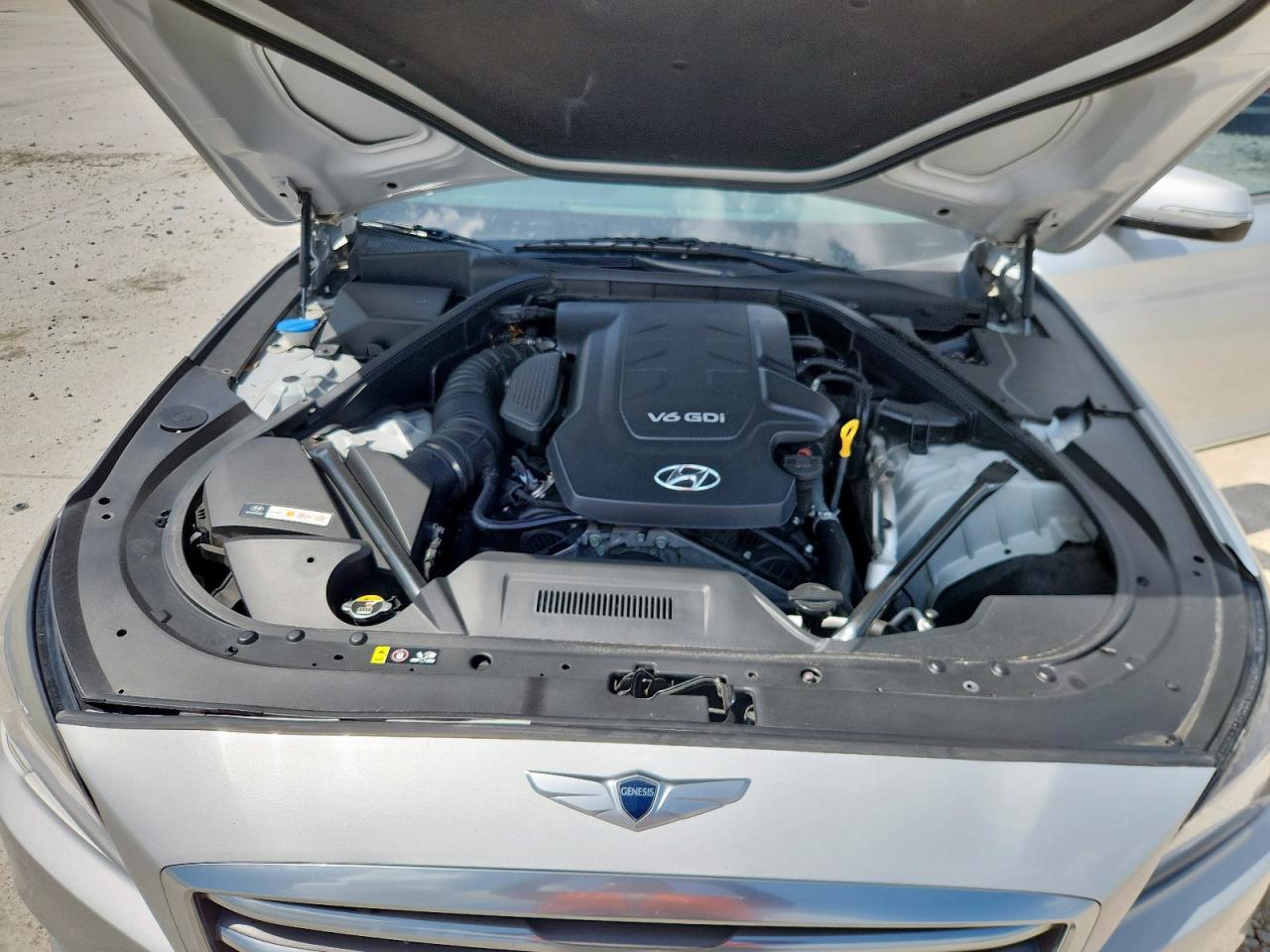 2016 Hyundai Genesis 3.8L VIN: KMHGN4JEXGU125149 Lot: 62293075