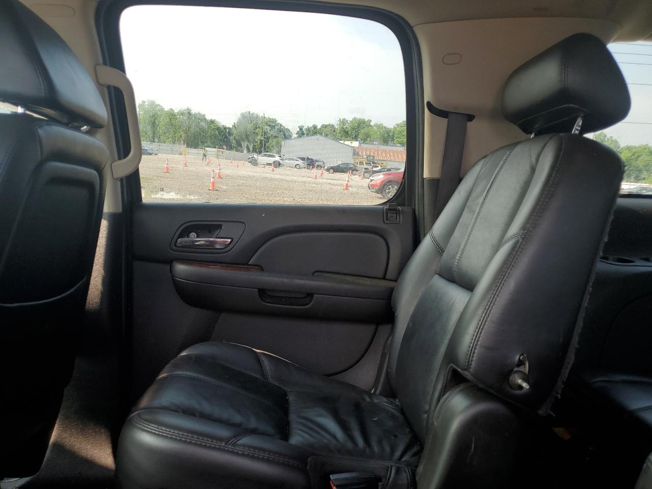 2007 Chevrolet Suburban K1500 VIN: 1GNFK163X7R413469 Lot: 62515155