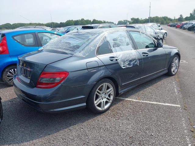2009 MERCEDES BENZ C200 SPORT