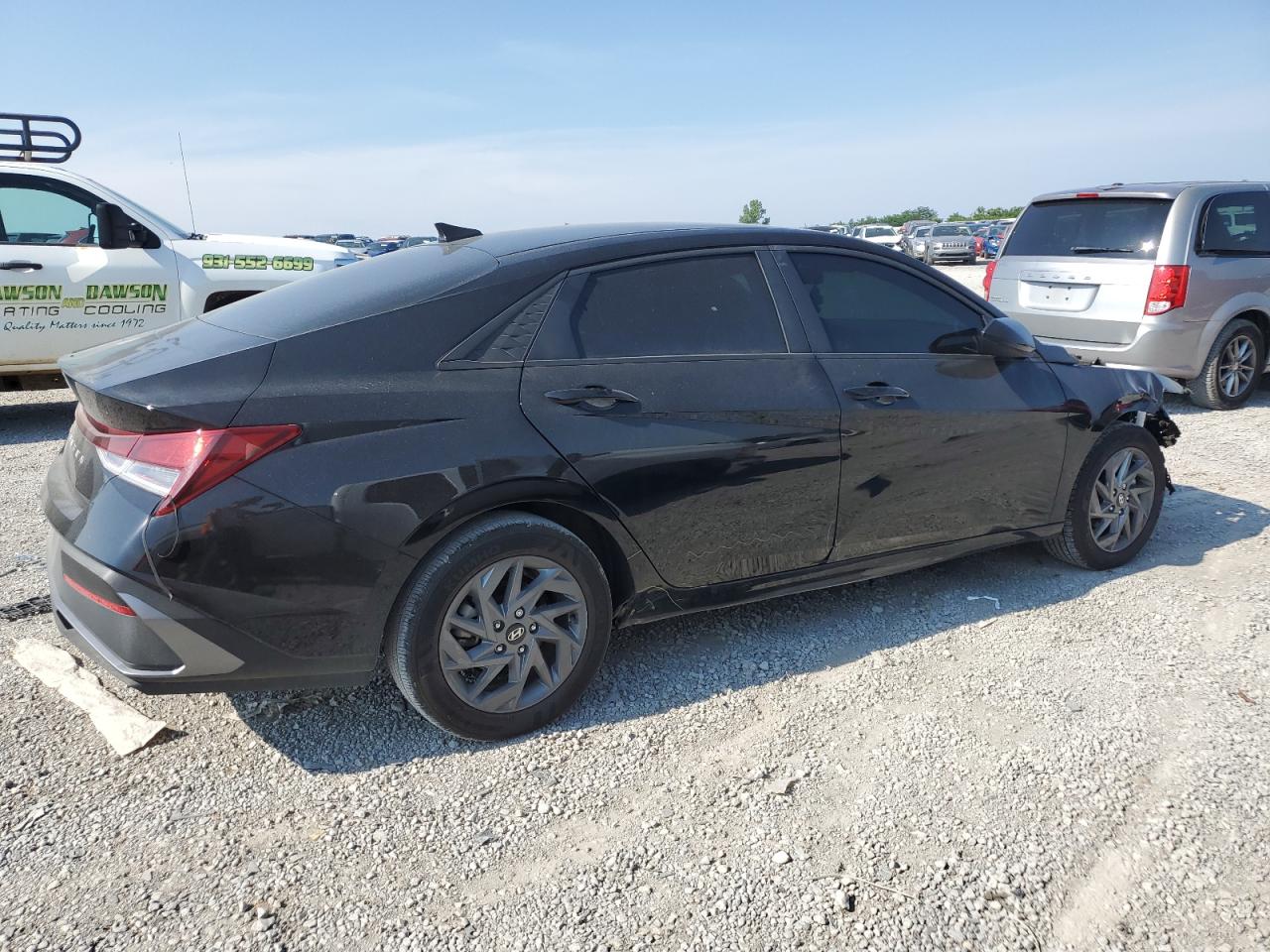 HYUNDAI ELANTRA 2024 VIN KMHLM4DG8RU706179 zdjęcie 3