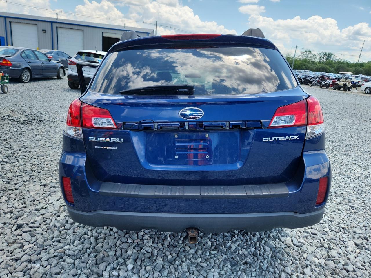 2010 Subaru Outback 2.5I Limited VIN: 4S4BRBKC4A3310682 Lot: 62468425
