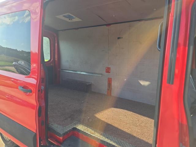 Vans FORD TRANSIT 2016 Czerwony