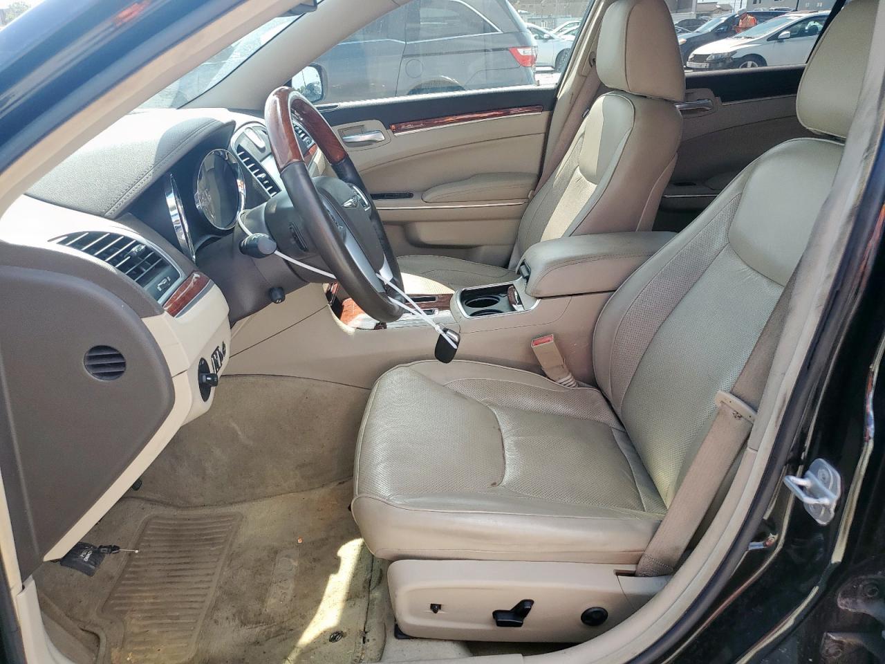 2011 Chrysler 300C VIN: 2C3CA6CT4BH594422 Lot: 61682705