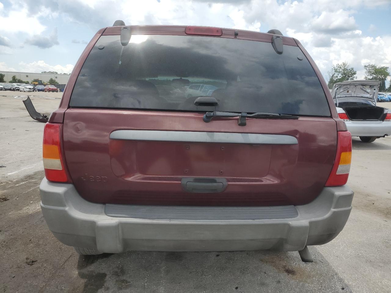 2002 Jeep Grand Cherokee Laredo VIN: 1J4GX48SX2C141273 Lot: 61743835