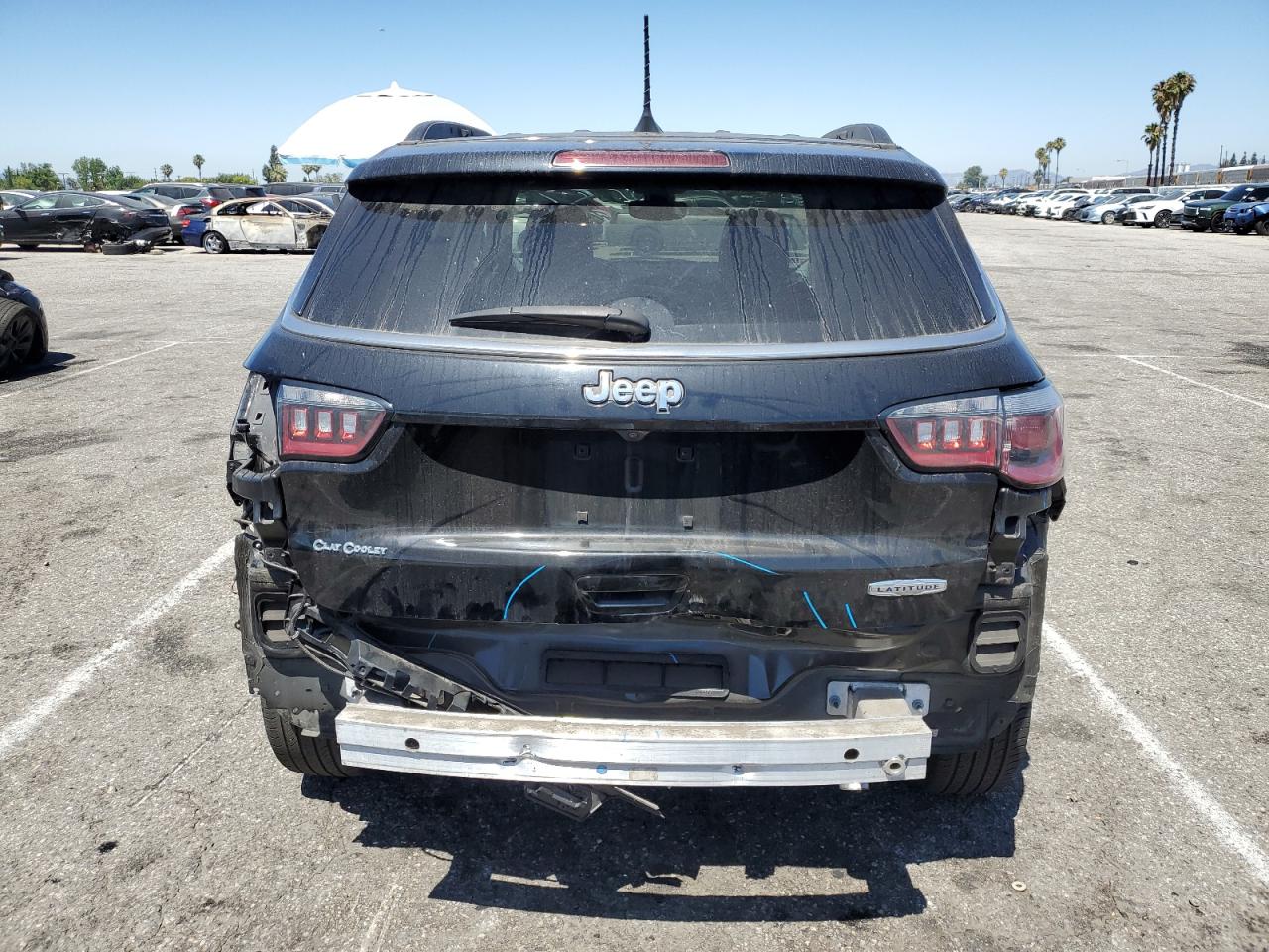 2018 Jeep Compass Latitude VIN: 3C4NJCBB9JT137428 Lot: 62867305