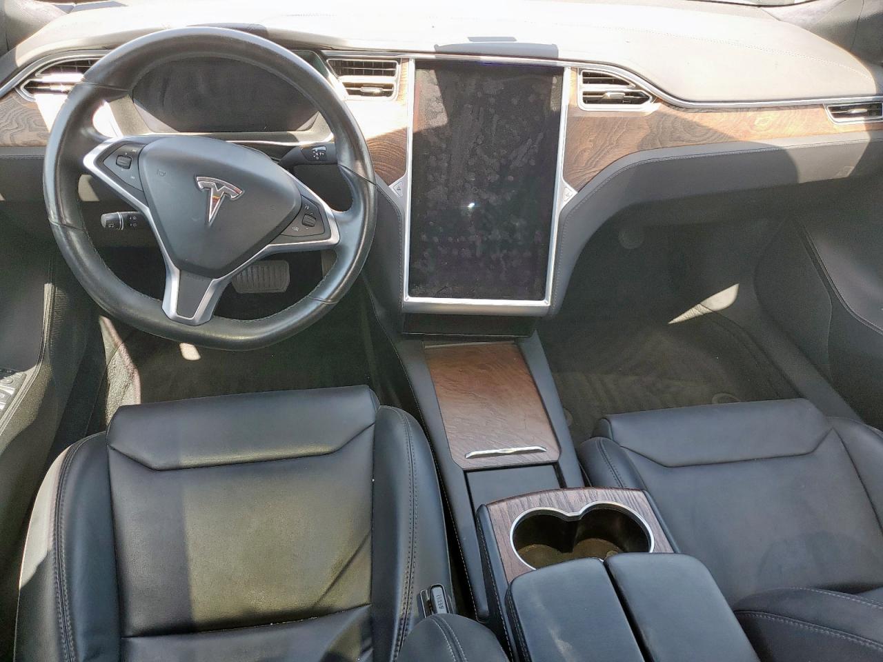 2018 Tesla Model S VIN: 5YJSA1E25JF235938 Lot: 61256185