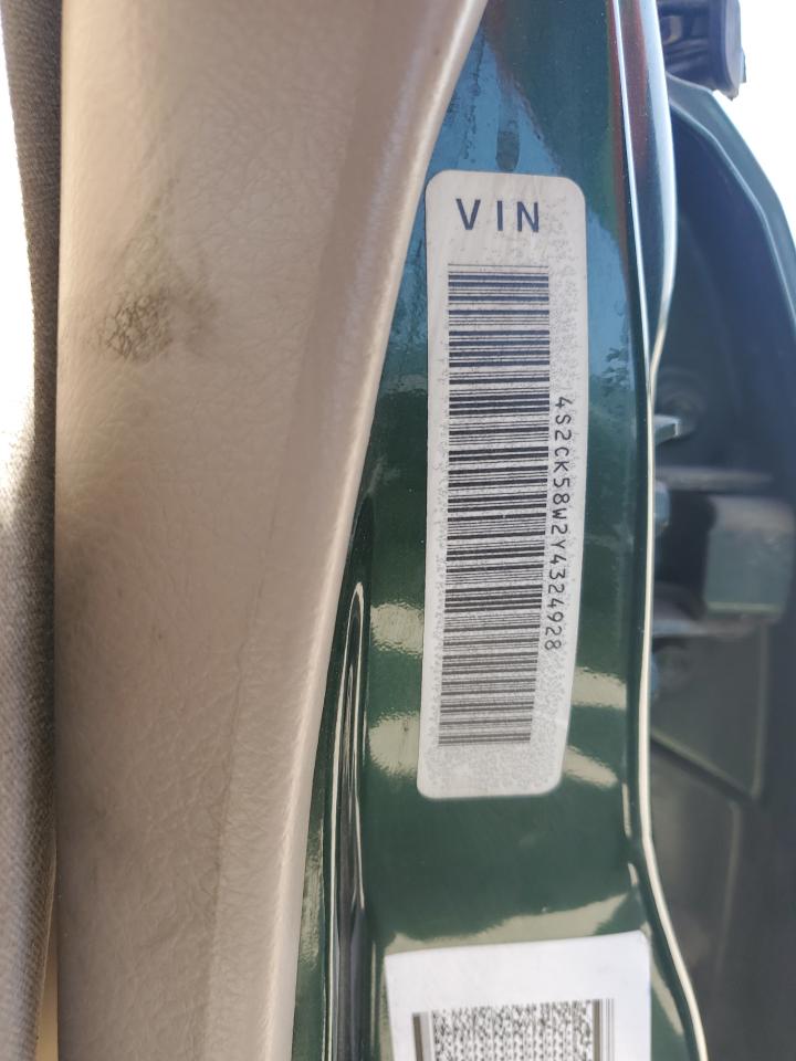 2000 Isuzu Rodeo S VIN: 4S2CK58W2Y4324928 Lot: 59800375
