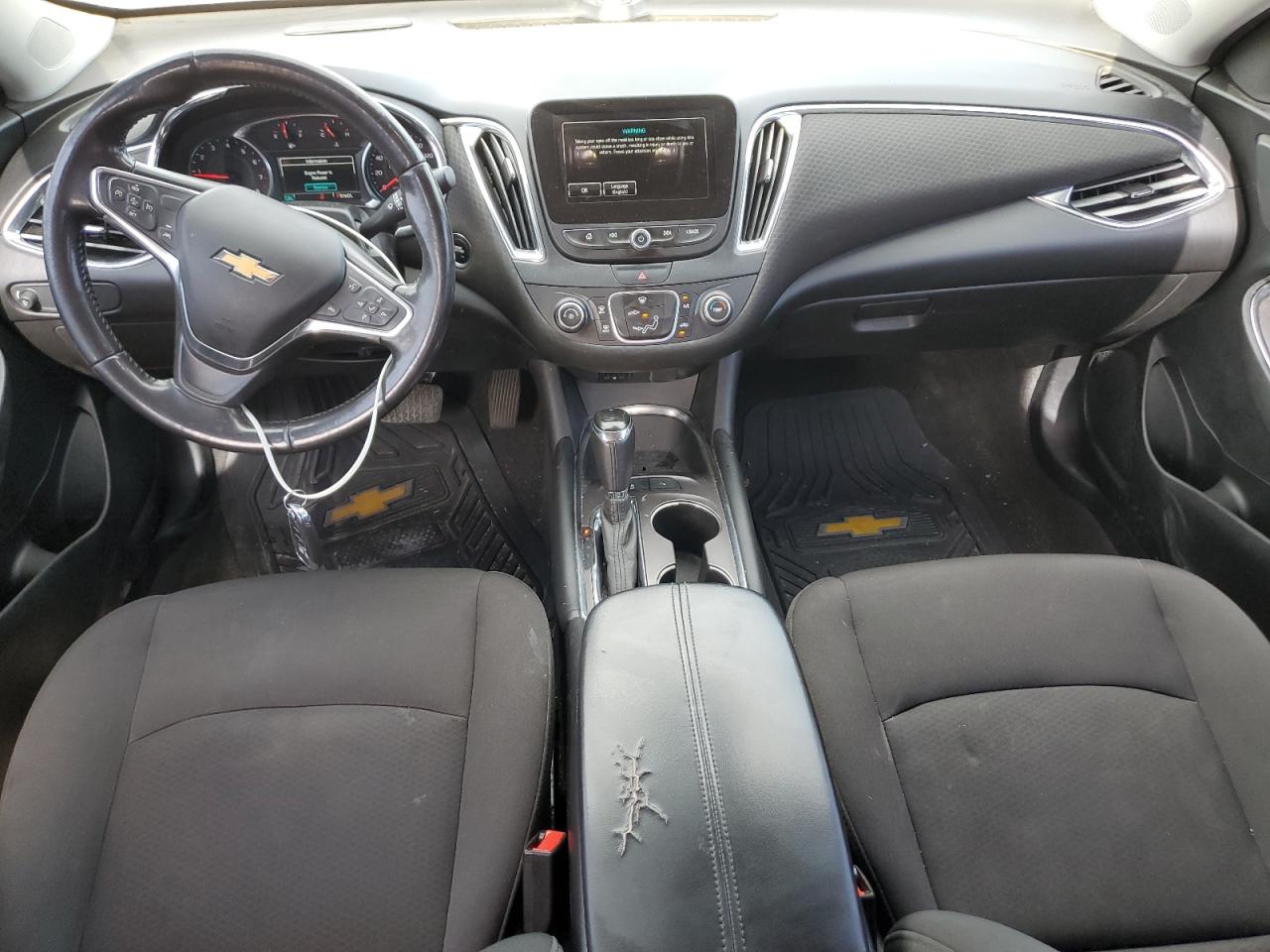 CHEVROLET MALIBU 2018 VIN 1G1ZD5STXJF234881 фото 8