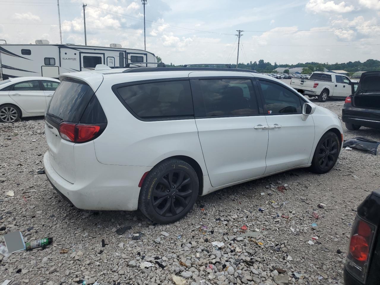 CHRYSLER PACIFICA 2018 VIN 2C4RC1BG6JR364509 фото 3