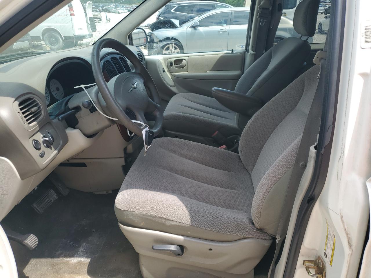2006 Chrysler Town & Country VIN: 1A4GP45R76B760670 Lot: 62841985