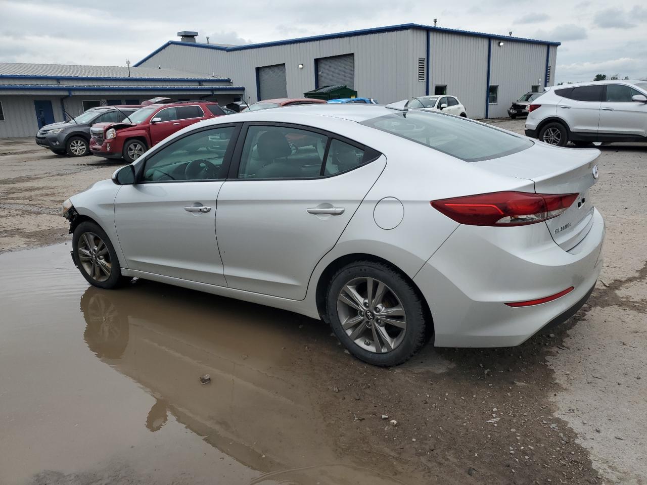 HYUNDAI ELANTRA 2017 VIN 5NPD84LF3HH106328 photo 2