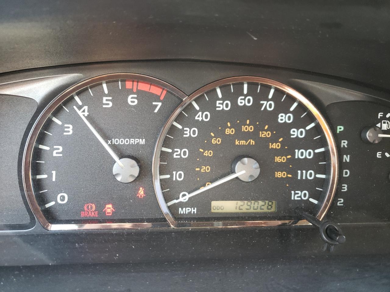 2005 Toyota Sequoia Sr5 VIN: 5TDZT34A85S250948 Lot: 61967675