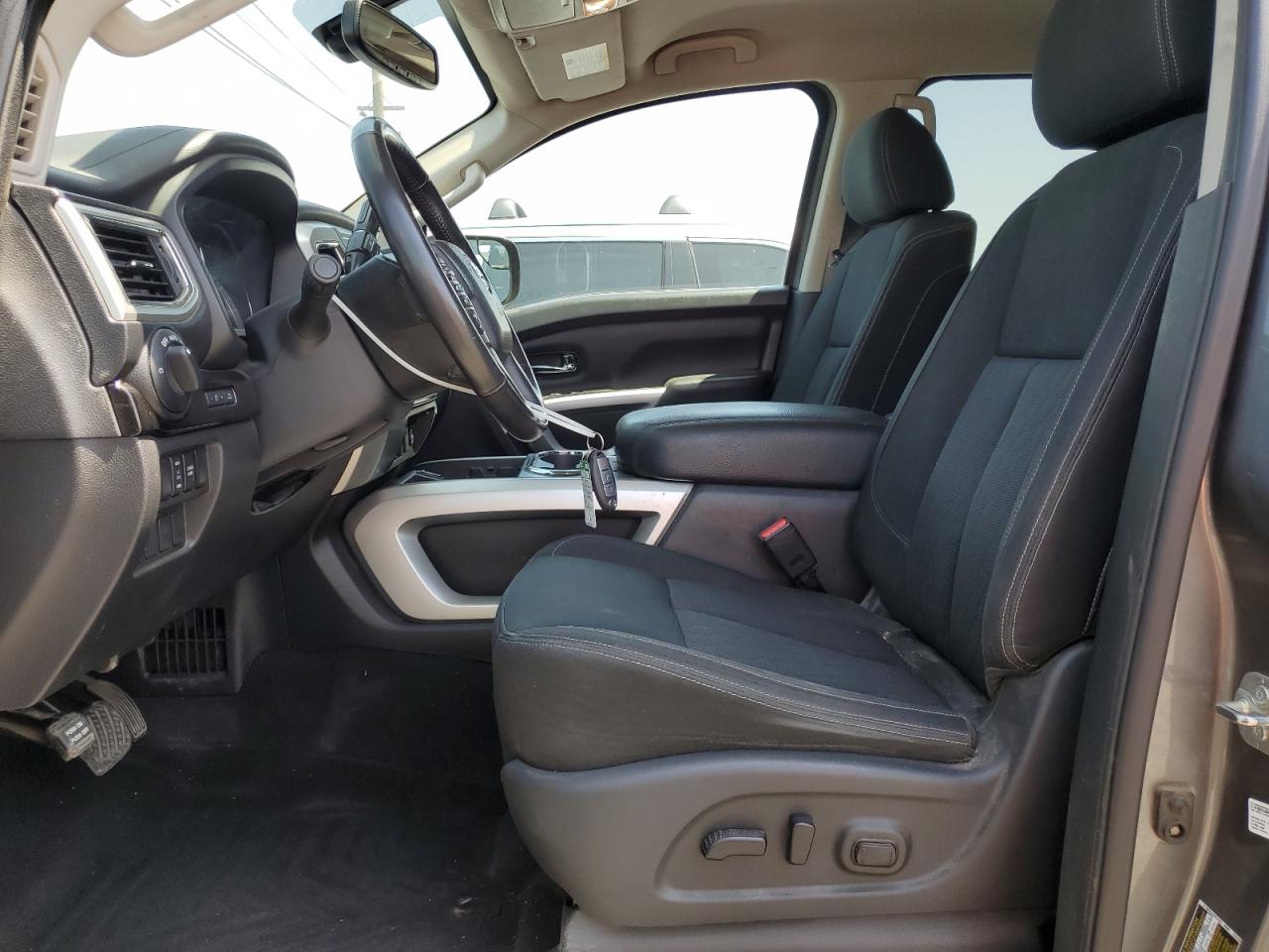 2018 Nissan Titan Sv VIN: 1N6AA1E62JN547602 Lot: 61996475
