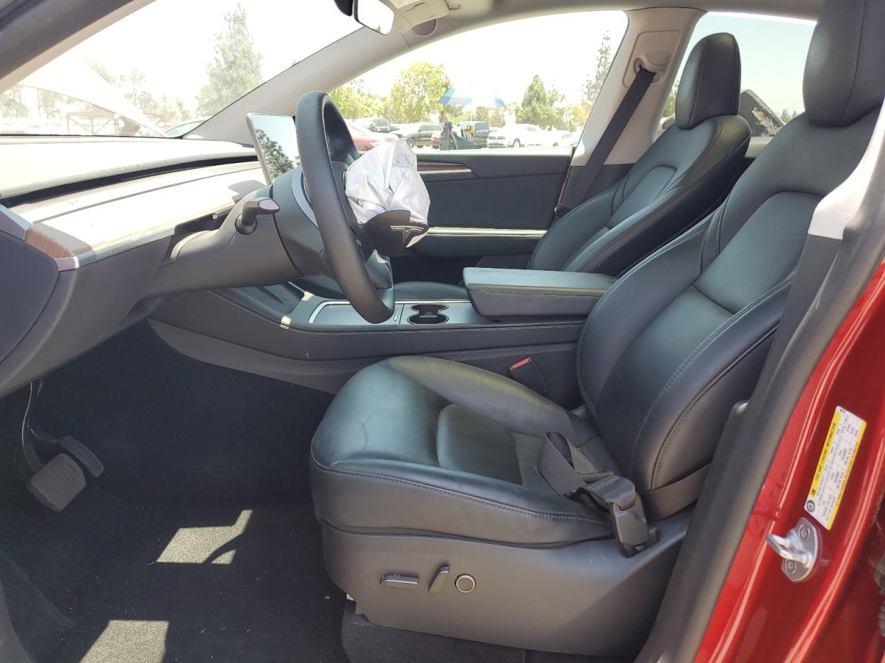 2024 Tesla Model Y VIN: 7SAYGDEE0RF060792 Lot: 61470355