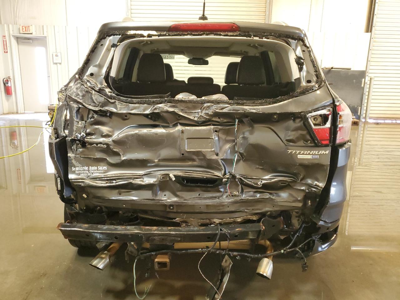 2017 Ford Escape Titanium VIN: 1FMCU9J94HUB28552 Lot: 58414455