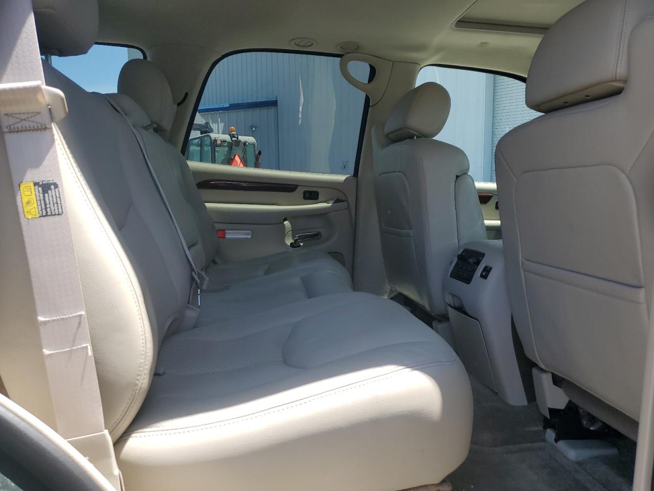 2003 Cadillac Escalade Luxury VIN: 1GYEK63N53R149265 Lot: 62690105