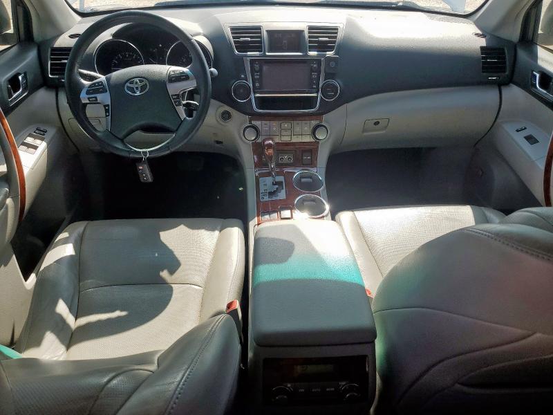  TOYOTA HIGHLANDER 2013 Biały
