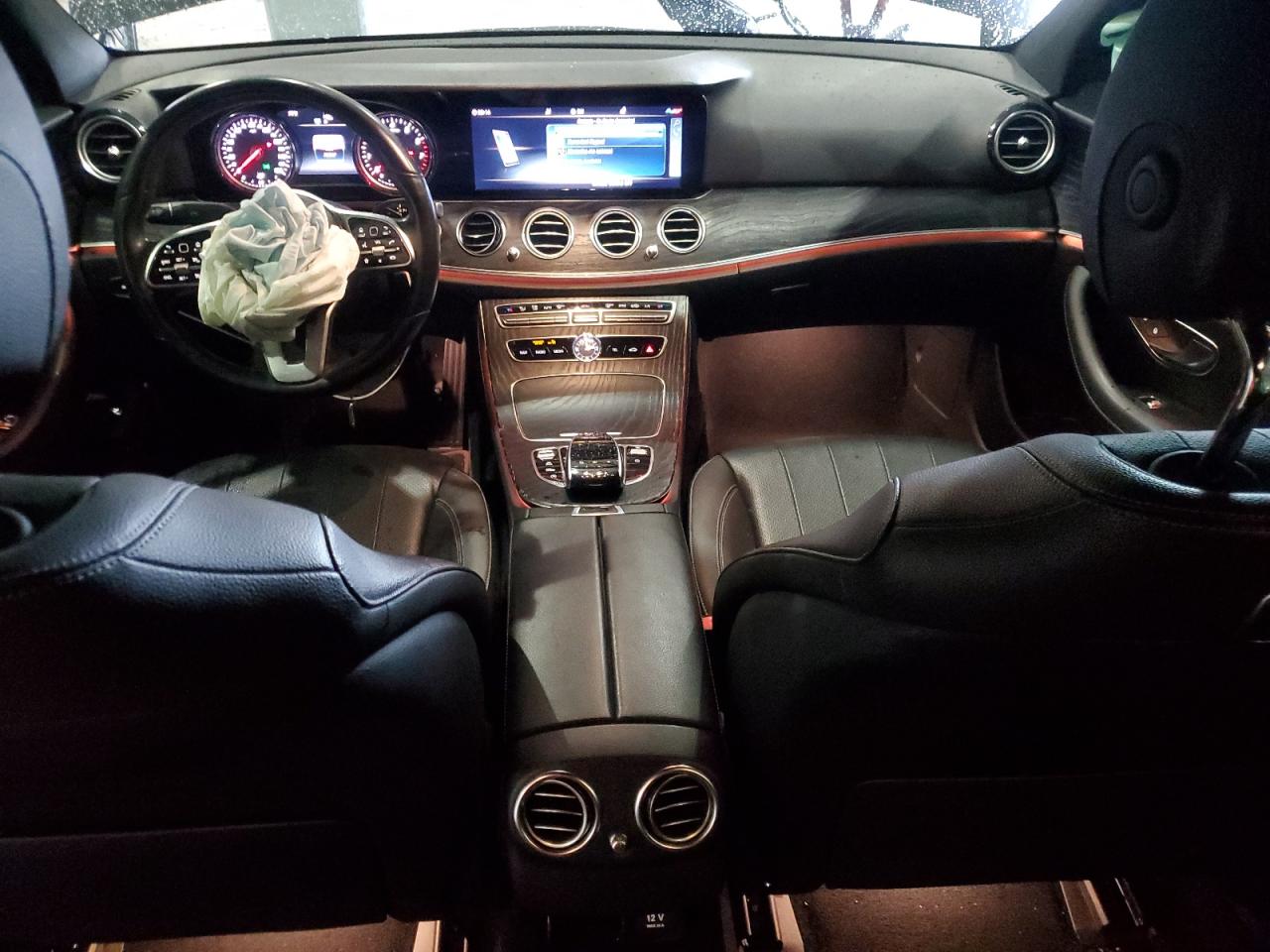 2019 Mercedes-Benz E 300 VIN: WDDZF4JB2KA617545 Lot: 59357855