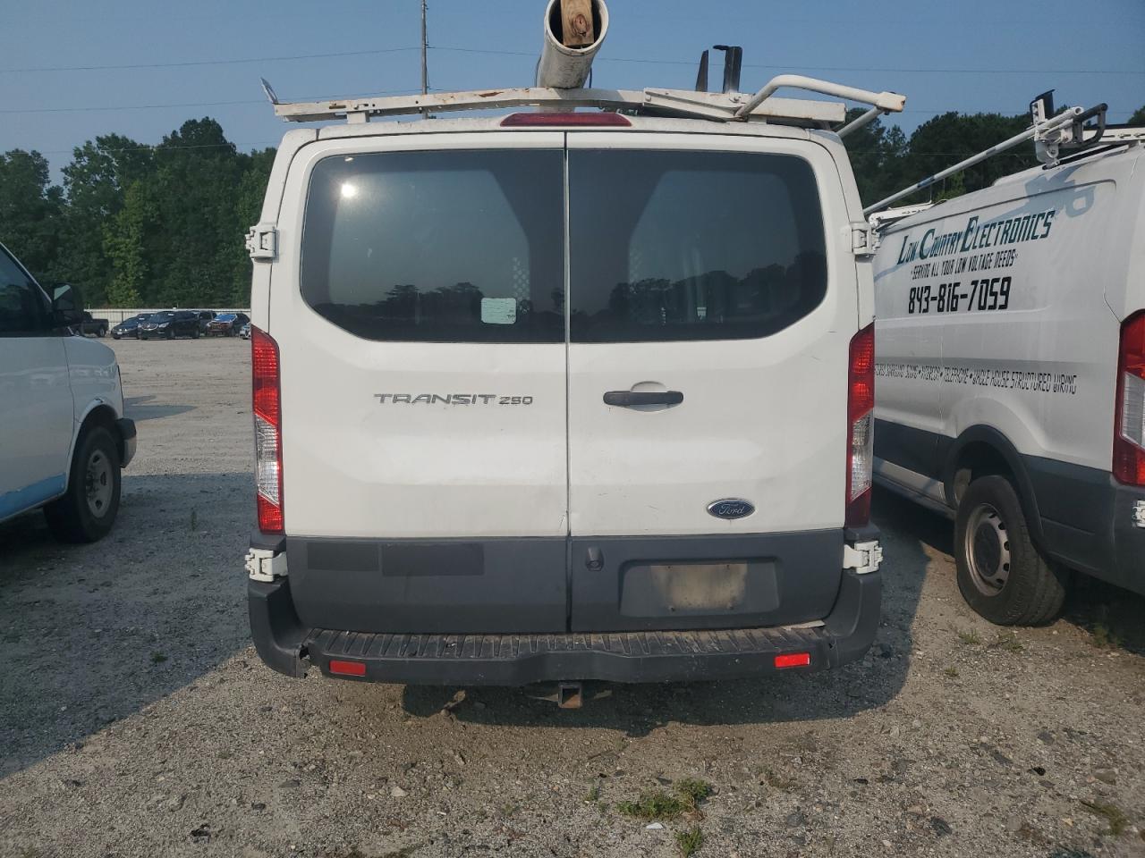 2016 Ford Transit T-250 VIN: 1FTYR1ZM7GKA22757 Lot: 56922615