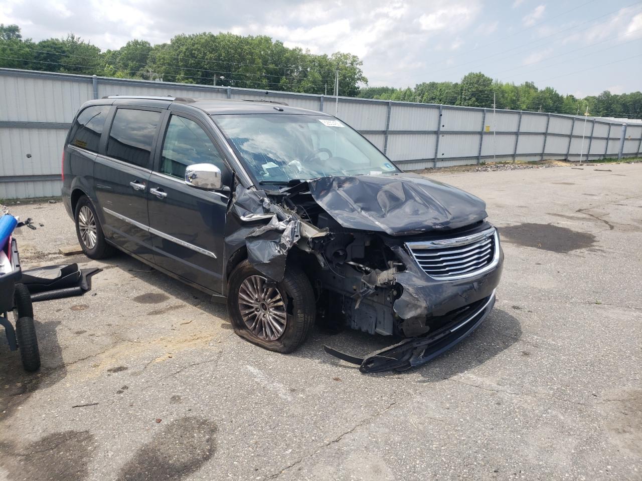 CHRYSLER MINIVAN 2011 VIN 2A4RR6DG7BR612237 zdjęcie 4