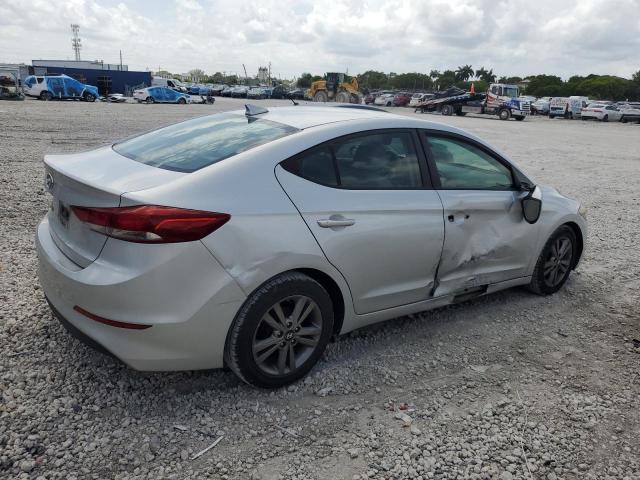 HYUNDAI ELANTRA 2017 Srebrny