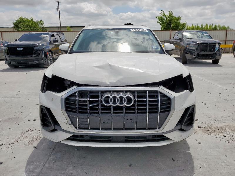  AUDI Q3 2020 Белы