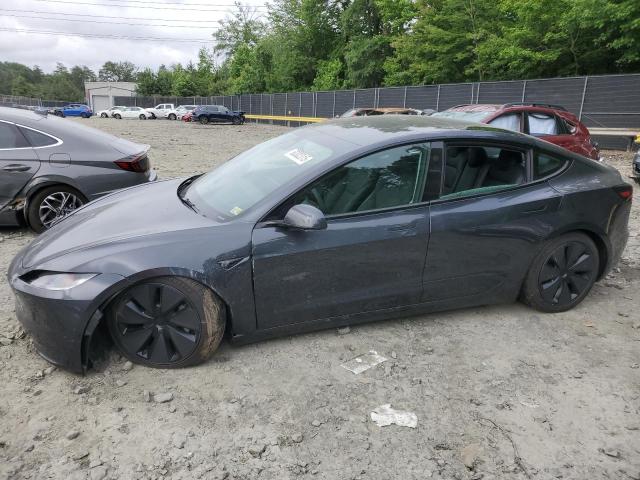 TESLA MODEL 3 2025