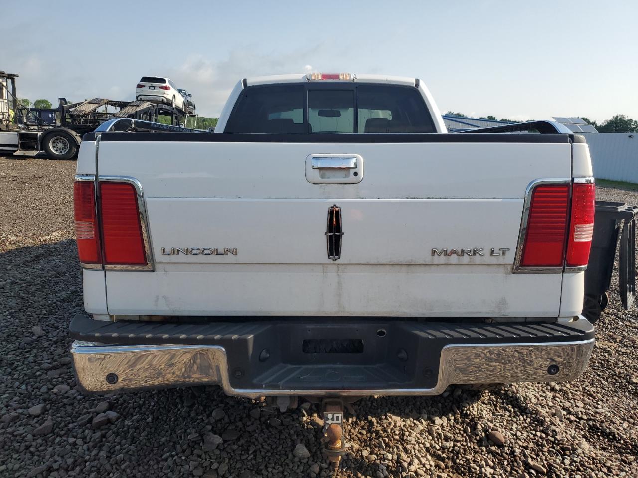 2007 Lincoln Mark Lt VIN: 5LTPW185X7FJ06818 Lot: 60235925