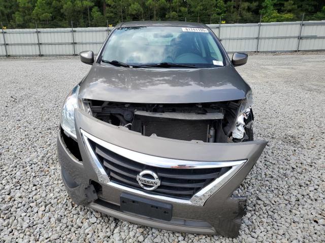  NISSAN VERSA 2016 Серый